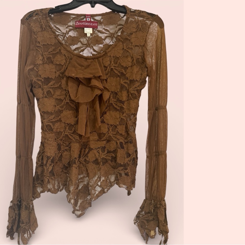 Brown lace shirt, size S in good used condition.